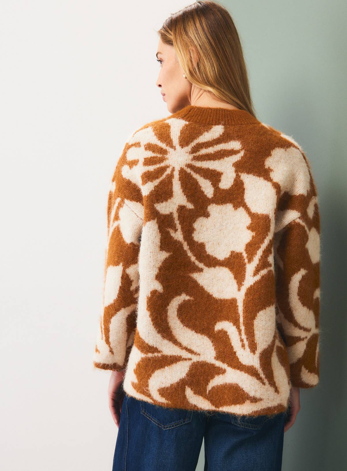 Tu x Morris & Co. Blurred Floral Oversized Jumper XS - Image 4